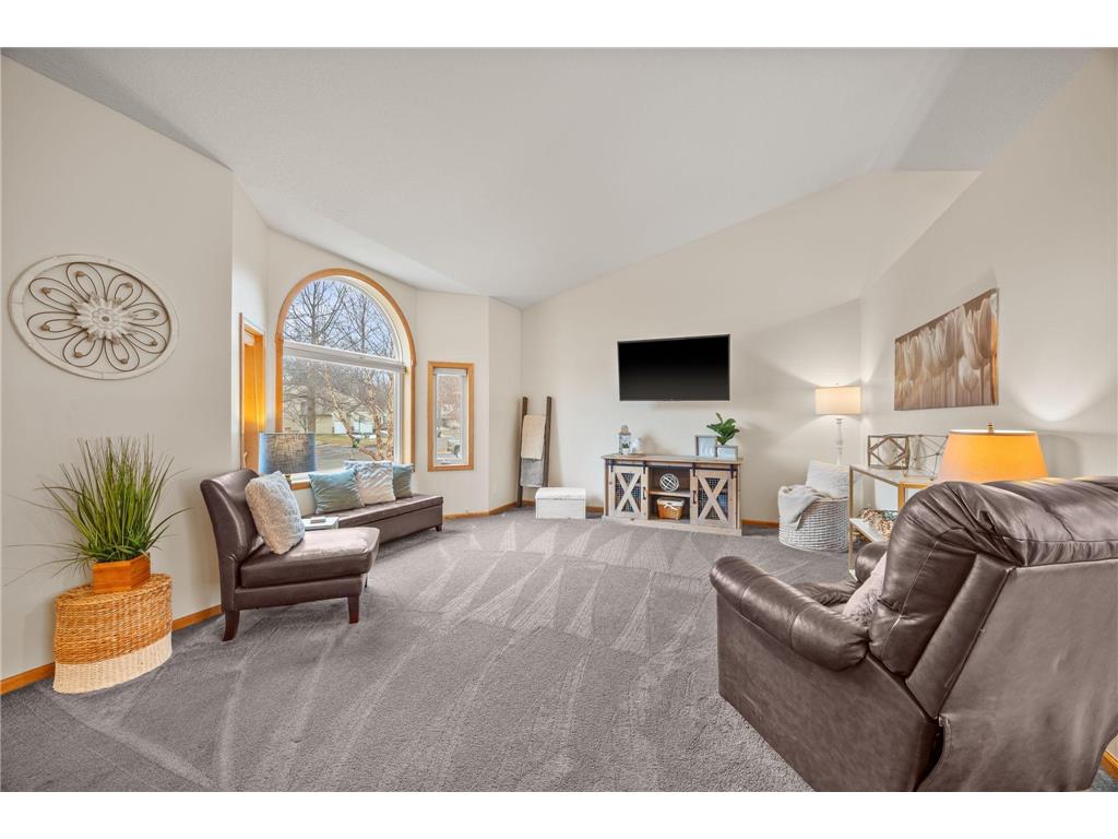 10242 49th Street NE Albertville MN 55301 7012526 image5