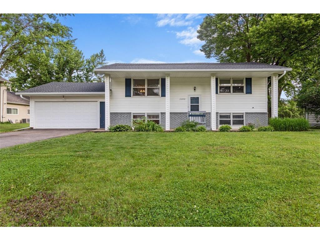 10242 99th Place N Maple Grove MN 55369 6741011 image1