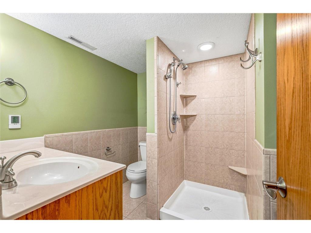 10247 Nottingham Trail Eden Prairie MN 55347 7065811 image36