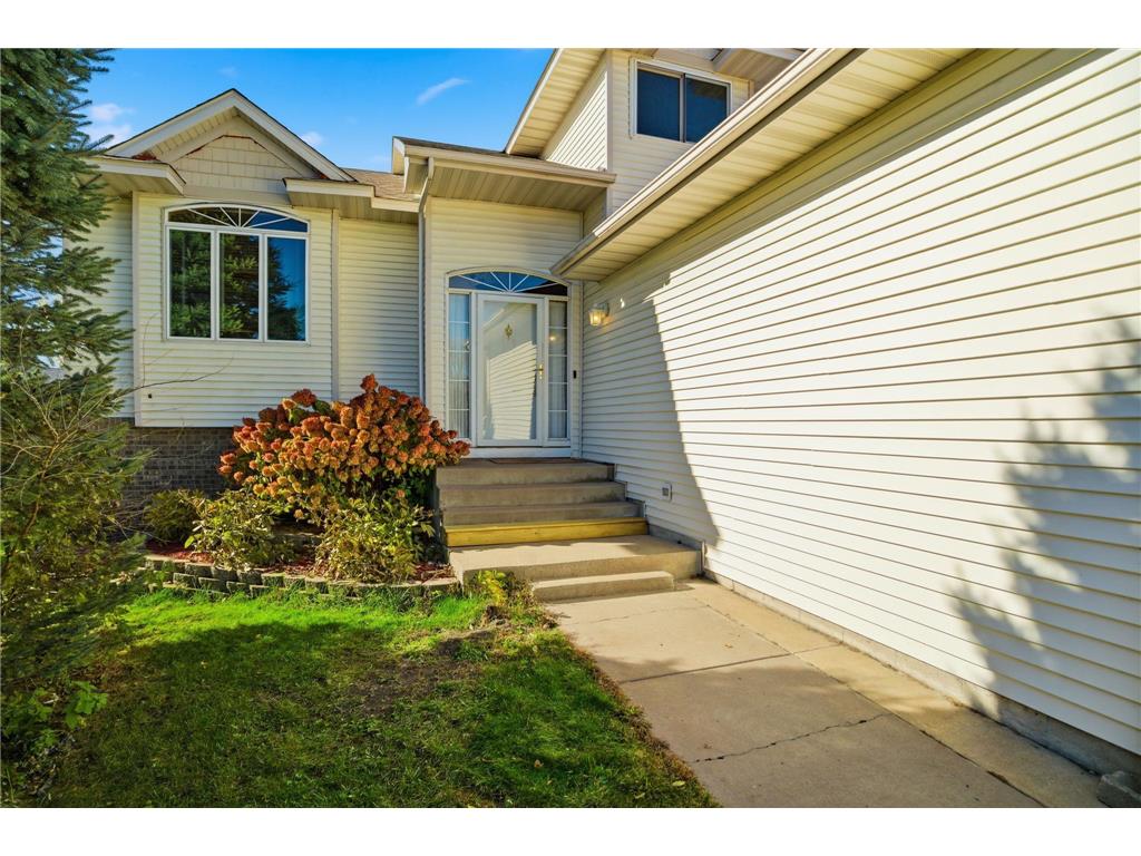 10248 Washington Court NE Blaine MN 55434 6812771 image3