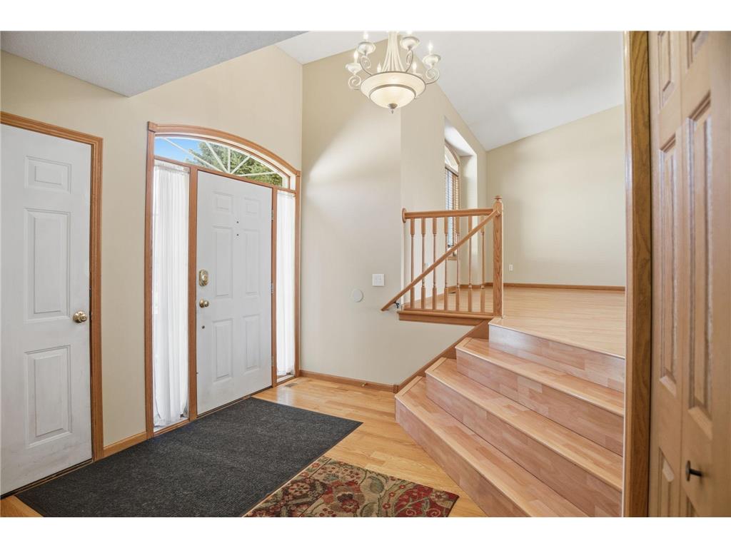 10248 Washington Court NE Blaine MN 55434 6812771 image4