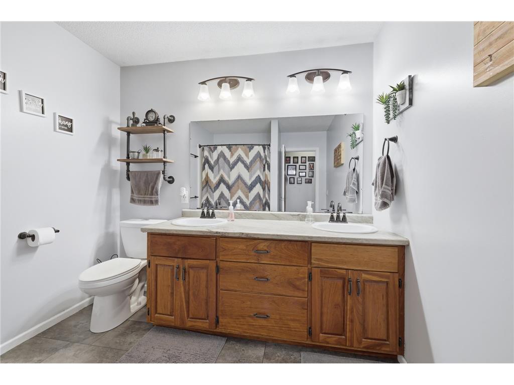 1025 3rd Avenue S Saint James MN 56081 7093125 image14