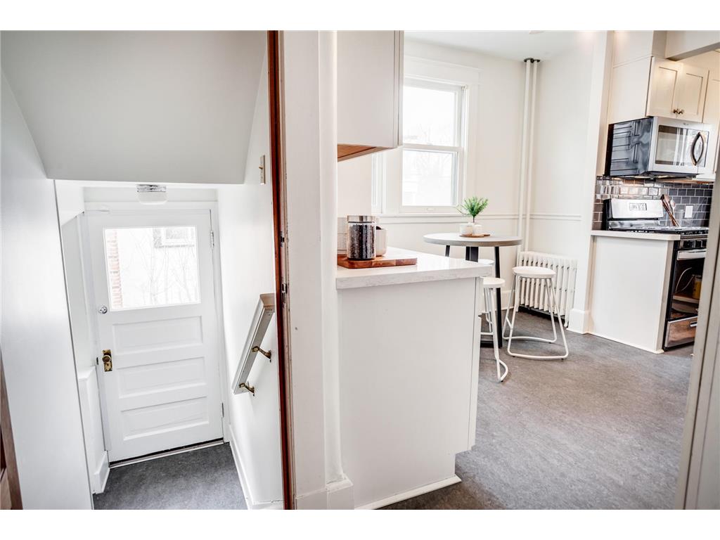 1025 Fairmount Avenue Saint Paul MN 55105 7013390 image31