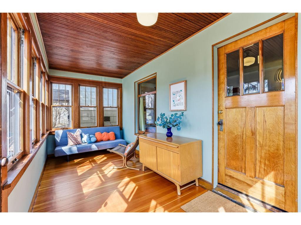 1025 Front Avenue Saint Paul MN 55103 7037114 image3