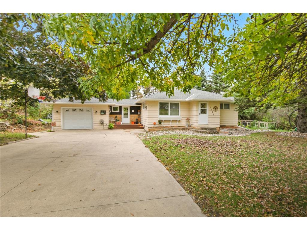 1025 Lakeland Drive NE Willmar MN 56201 6804536 image1