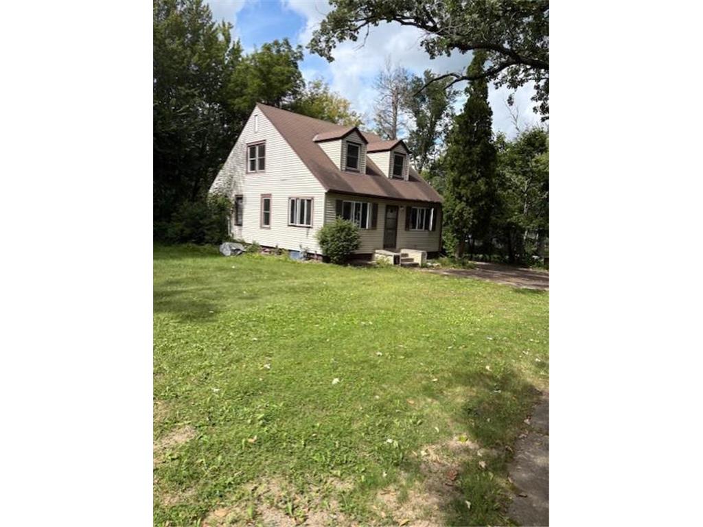1025 Mahtomedi Avenue Mahtomedi MN 55115 6761465 image1