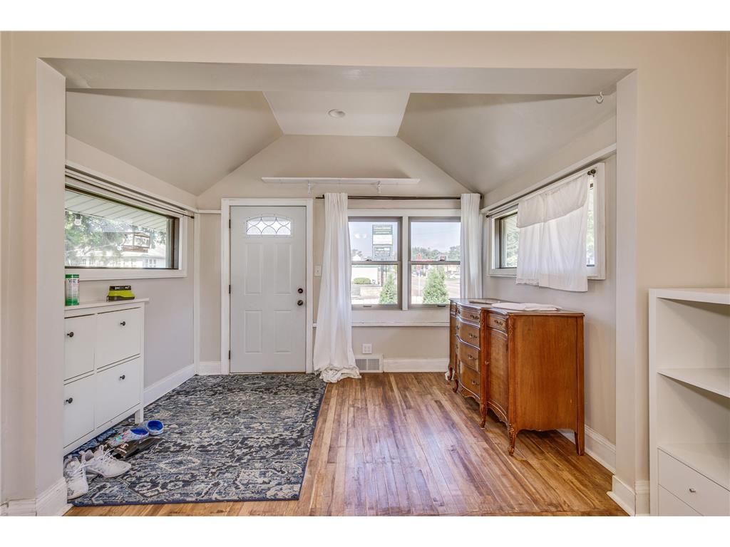 1025 Southview Boulevard South Saint Paul MN 55075 6774400 image18