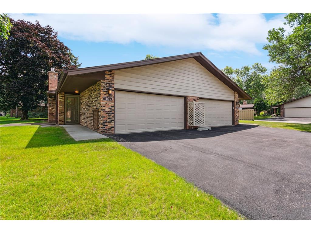 1025 Zanzibar Lane N Plymouth MN 55447 6564428 image1