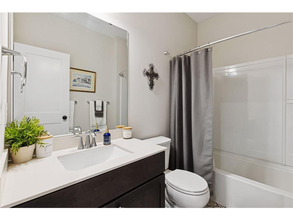 10250 Arrowwood Path Woodbury MN 55129 7022810 image26