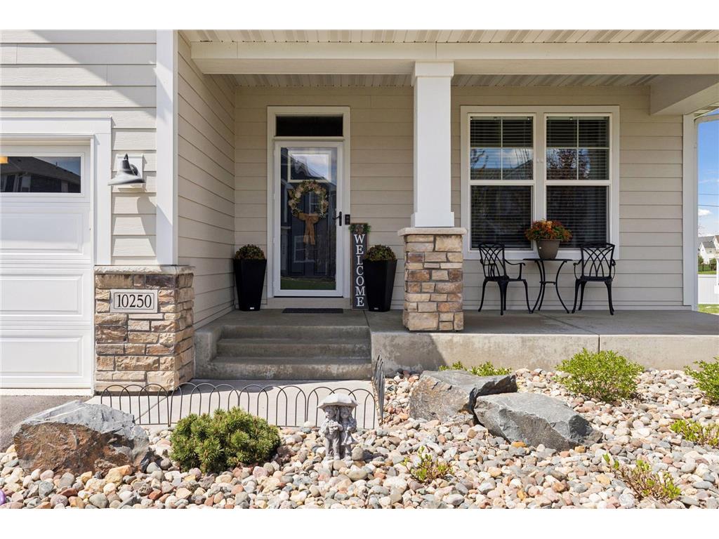 10250 Arrowwood Path Woodbury MN 55129 7064622 image2