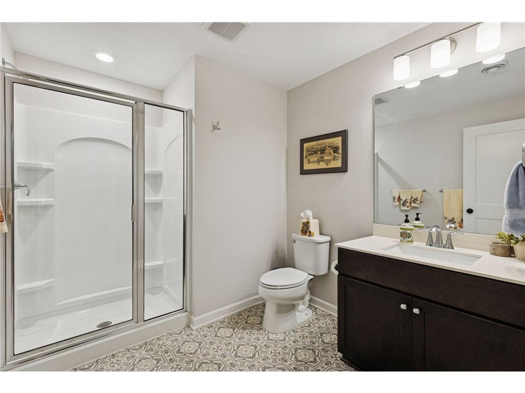10250 Arrowwood Path Woodbury MN 55129 7064622 image32