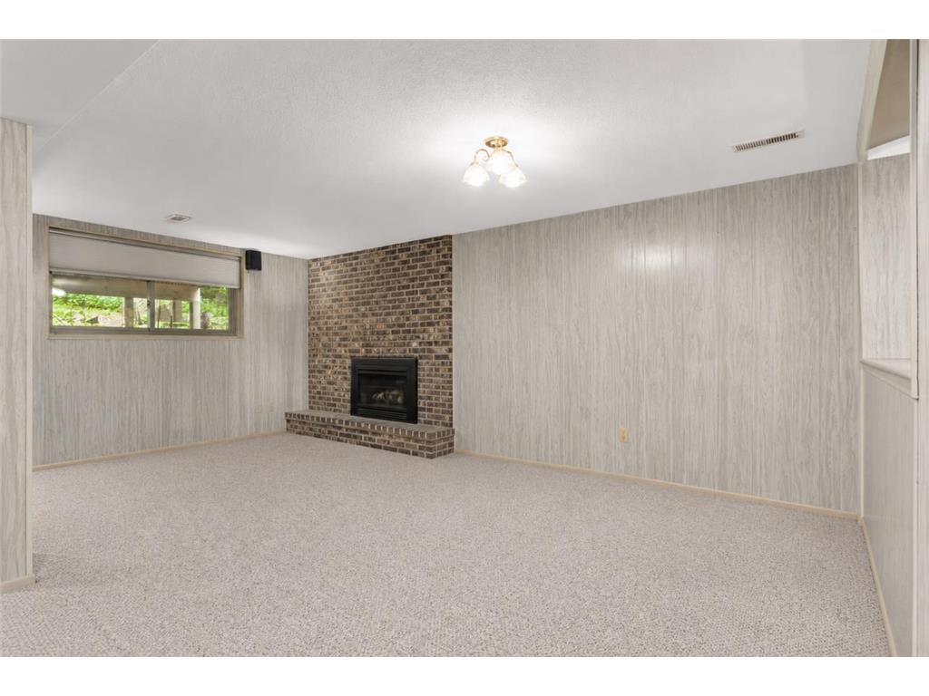 10250 Berkshire Road Bloomington MN 55437 7073172 image20