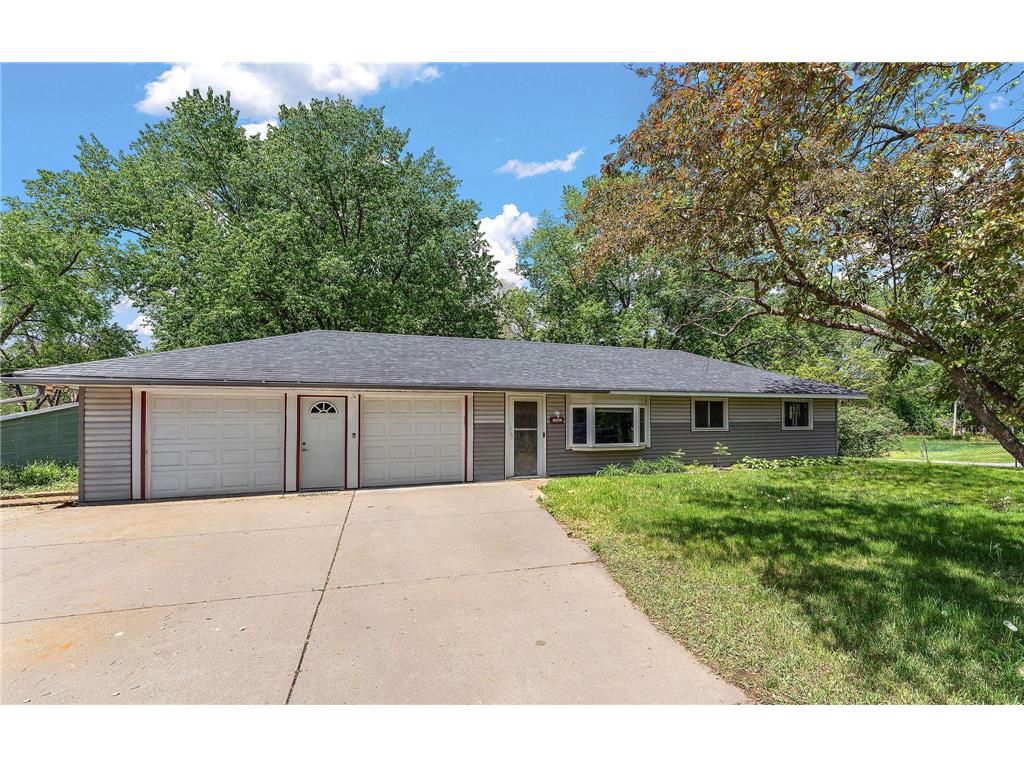 10250 Redwood Street NW Coon Rapids MN 55433 7067945 image1
