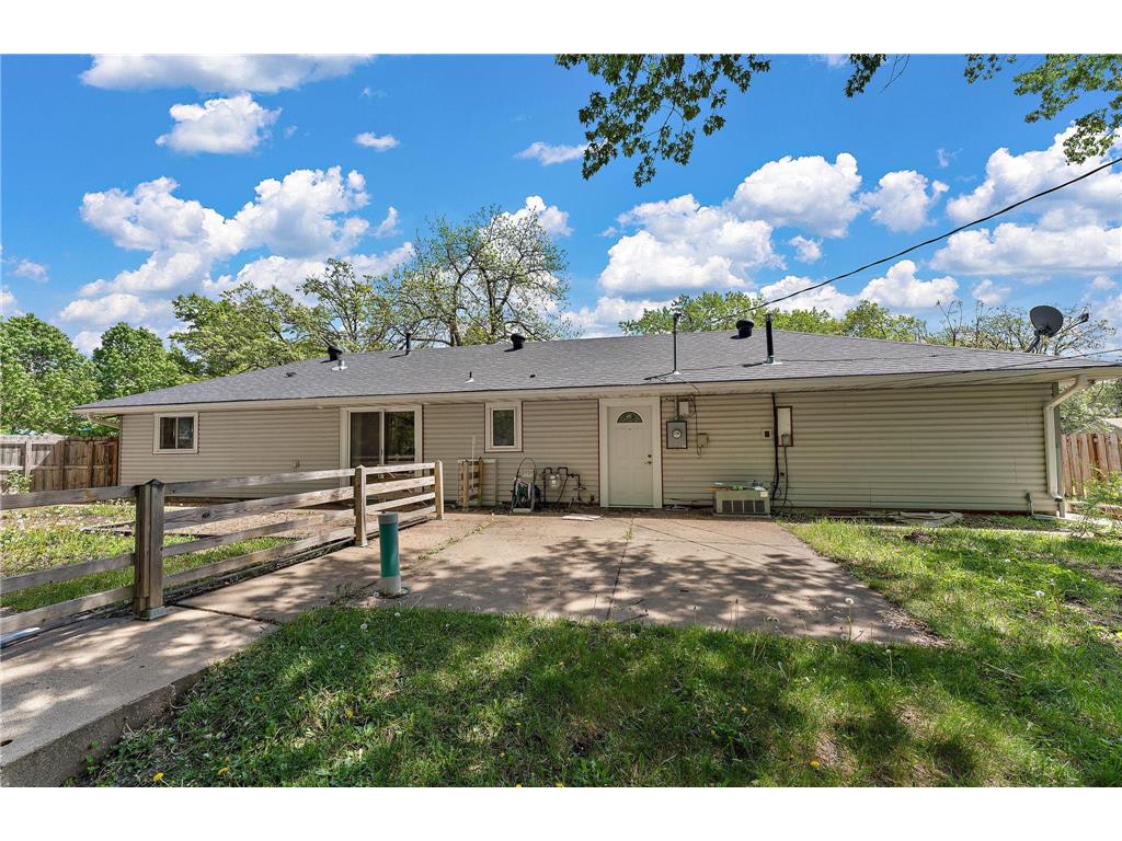 10250 Redwood Street NW Coon Rapids MN 55433 7067945 image17
