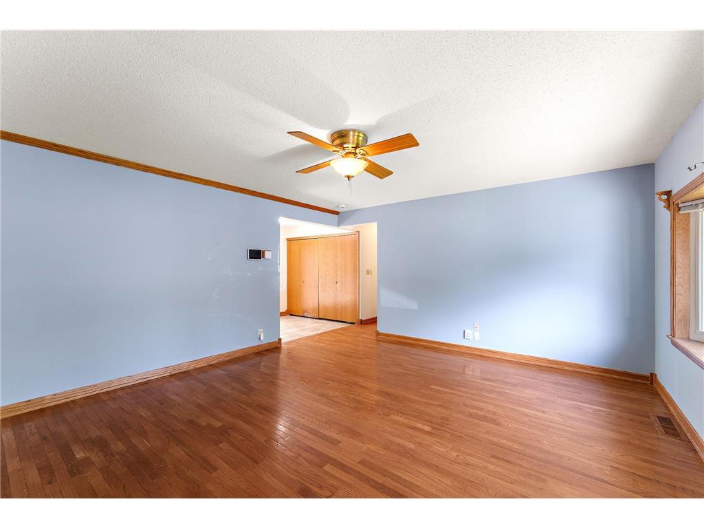 10250 Redwood Street NW Coon Rapids MN 55433 7067945 image3