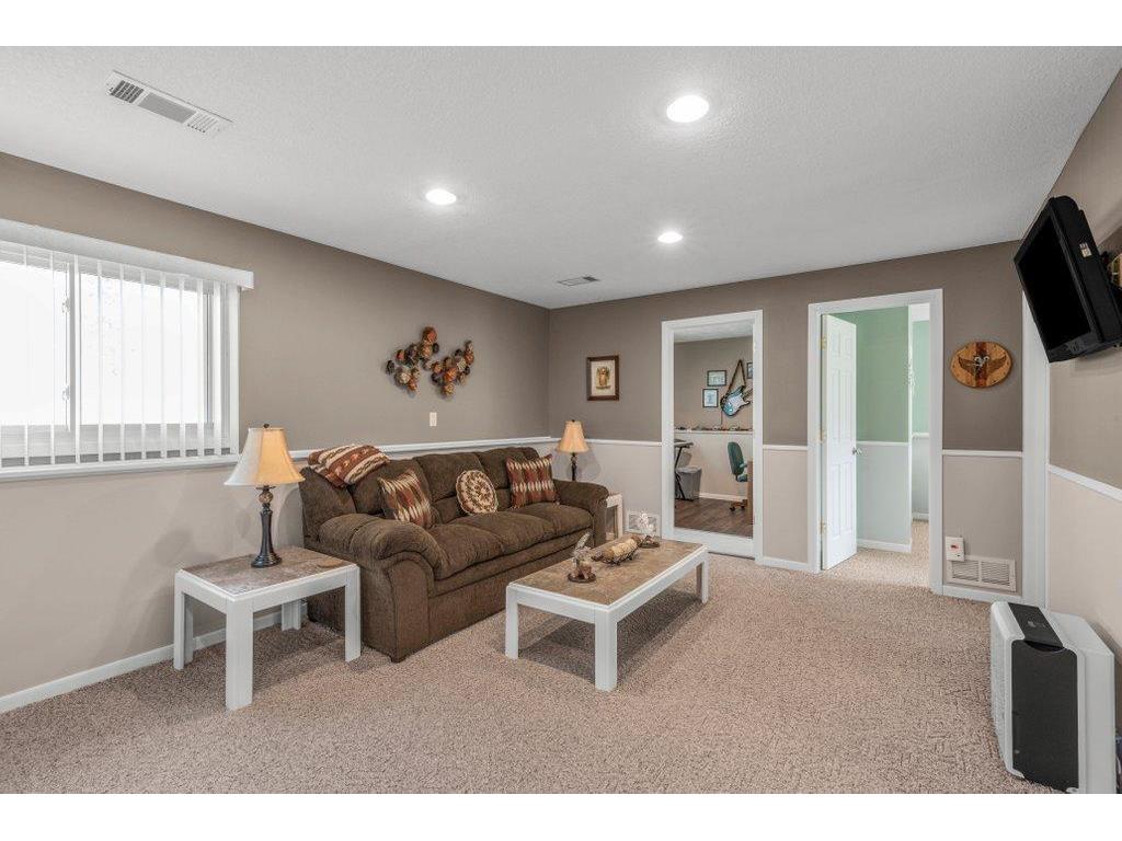 10253 101st Avenue N Maple Grove MN 55369 7057513 image14