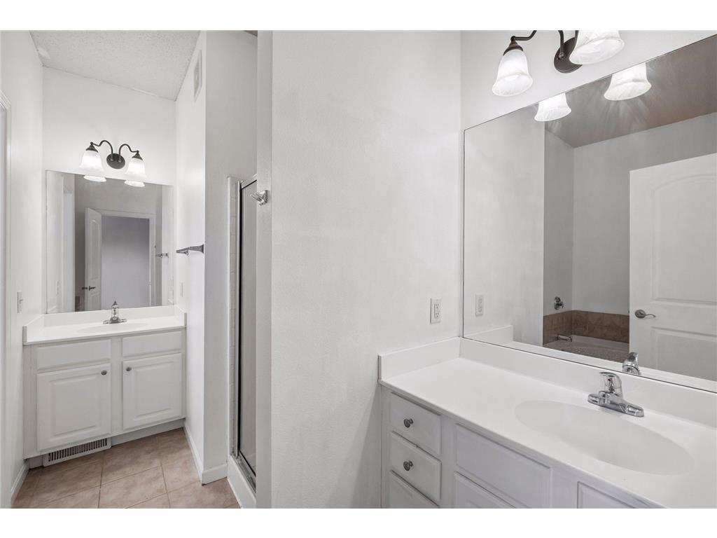 10254 Bleeker Street Woodbury MN 55129 7104088 image20