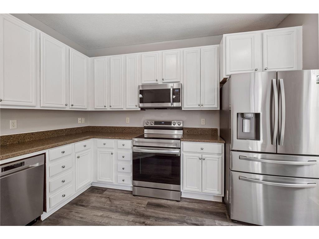 10254 Bleeker Street Woodbury MN 55129 7104088 image4