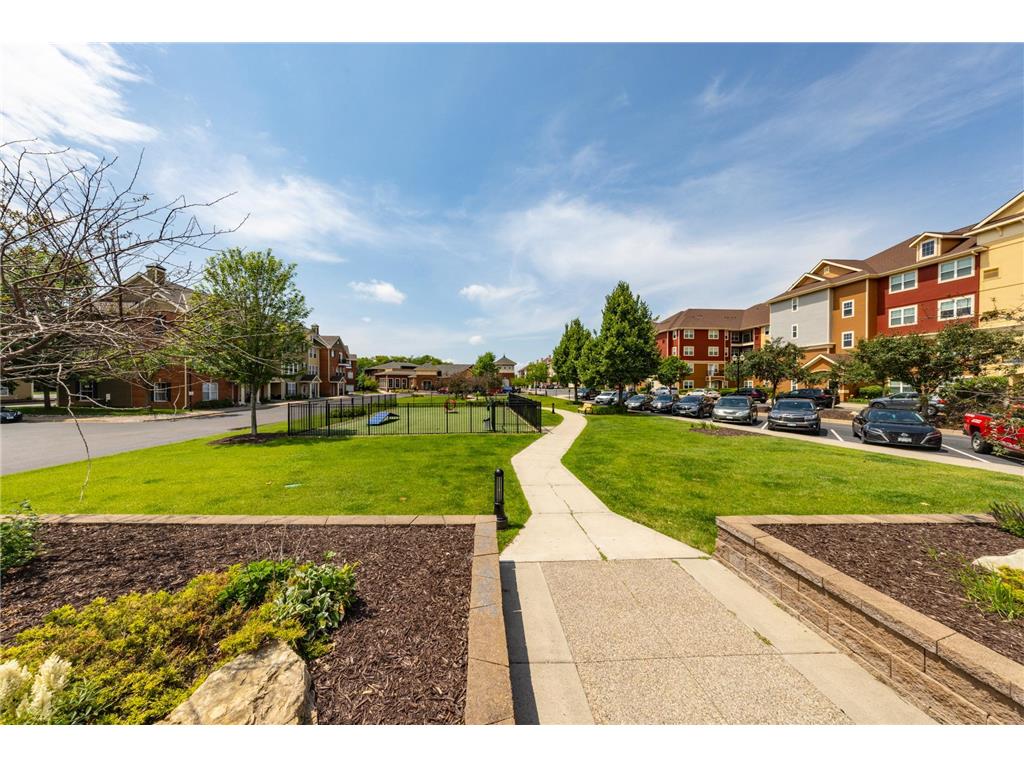 10254 Bleeker Street Woodbury MN 55129 7104088 image41