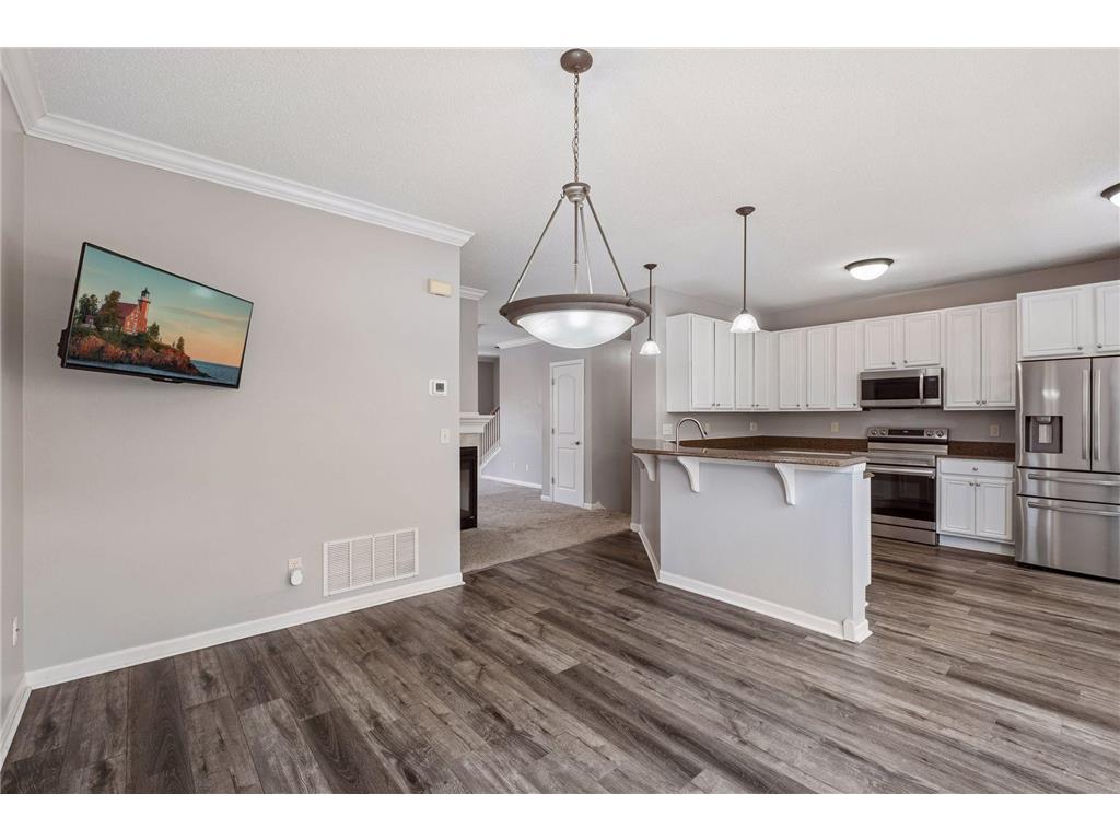 10254 Bleeker Street Woodbury MN 55129 7104088 image6