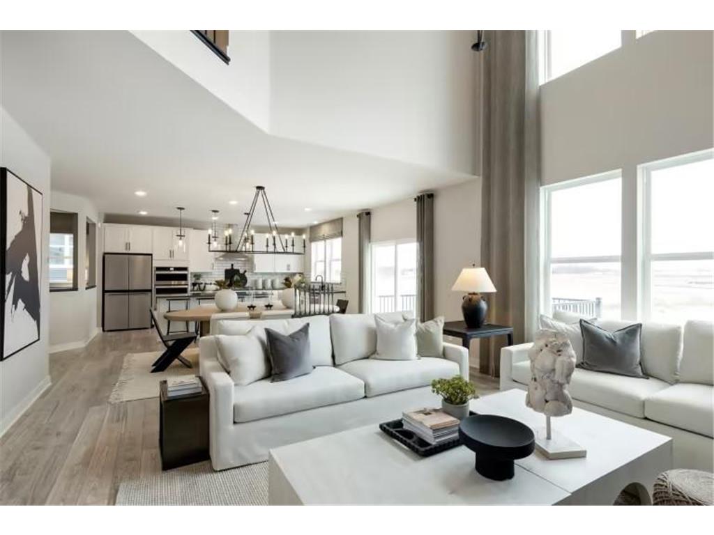 10259 McGregor Boulevard Woodbury MN 55129 7066677 image10