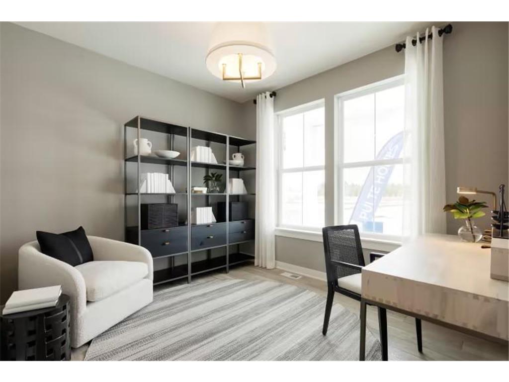 10259 McGregor Boulevard Woodbury MN 55129 7066677 image12