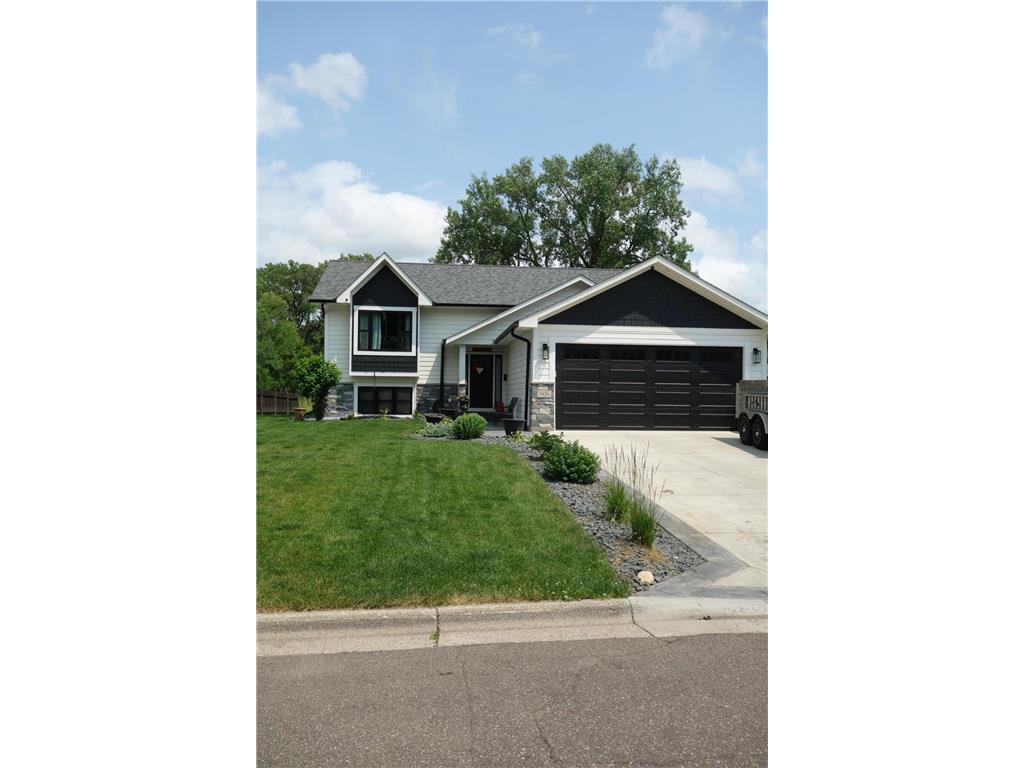 1026 Carrie Street West Saint Paul MN 55118 - Lilly 7102339 image1
