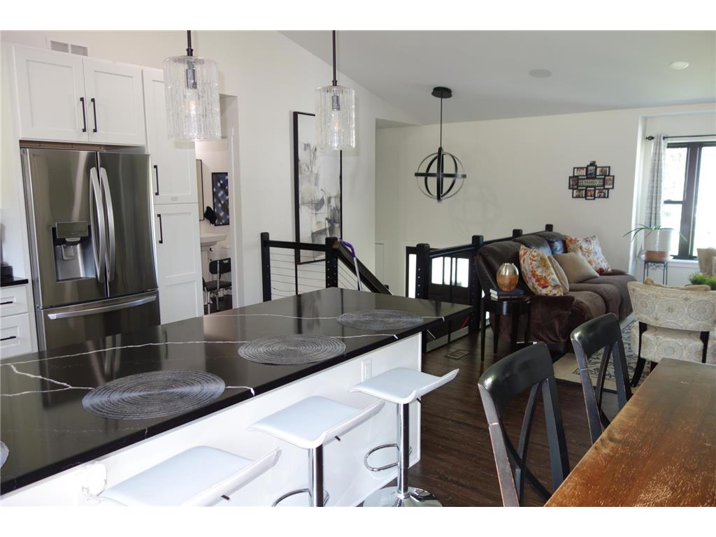 1026 Carrie Street West Saint Paul MN 55118 - Lilly 7102339 image12