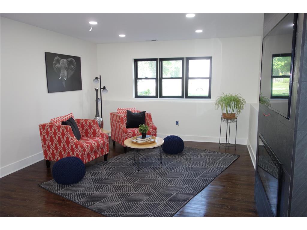 1026 Carrie Street West Saint Paul MN 55118 - Lilly 7102339 image28