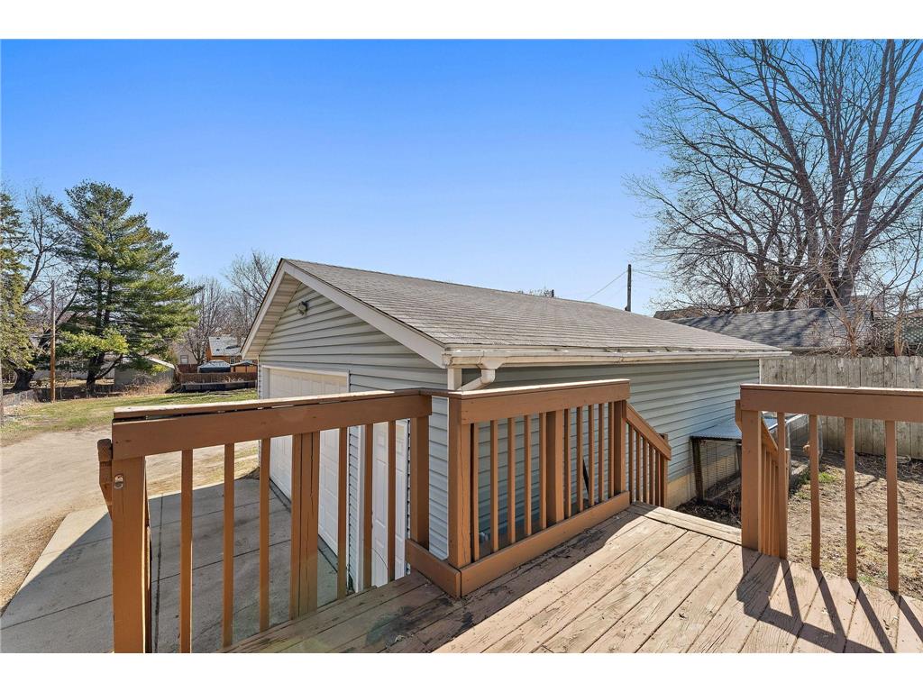 1026 Churchill Street Saint Paul MN 55103 7053430 image25