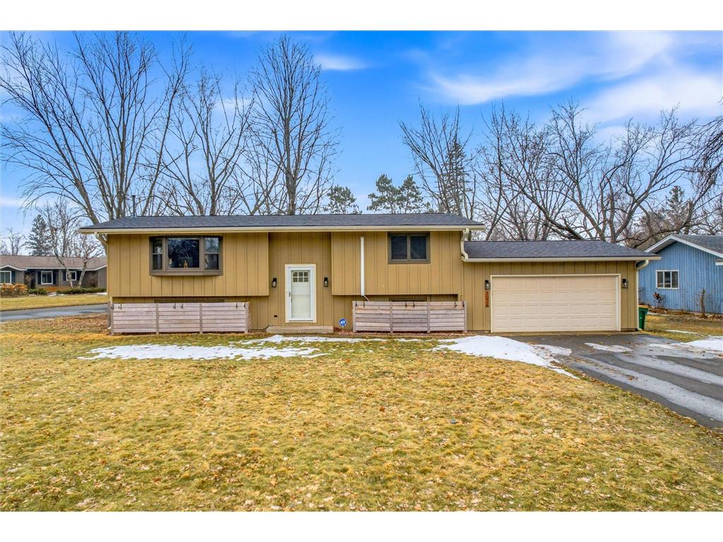 1026 Monroe Street N North Hudson WI 54016 7029993 image2