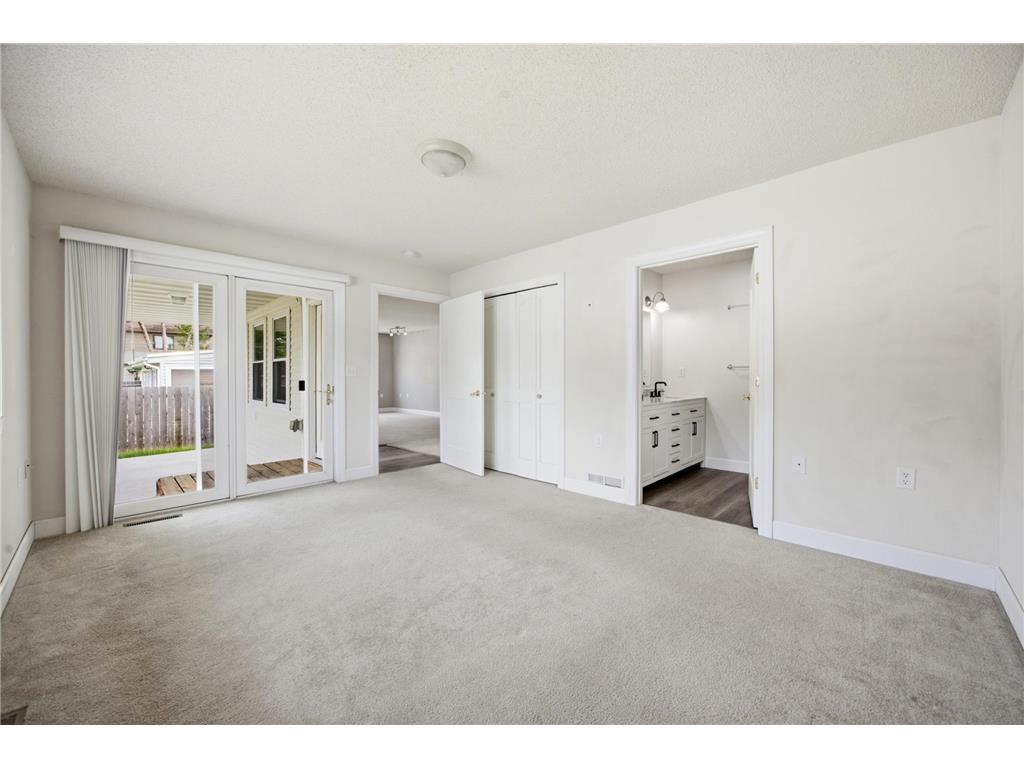 1026 OAK Street N Fargo ND 58102 7090637 image10