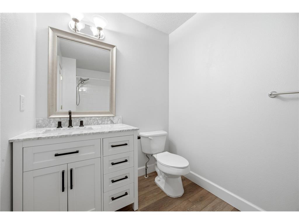 1026 OAK Street N Fargo ND 58102 7090637 image15