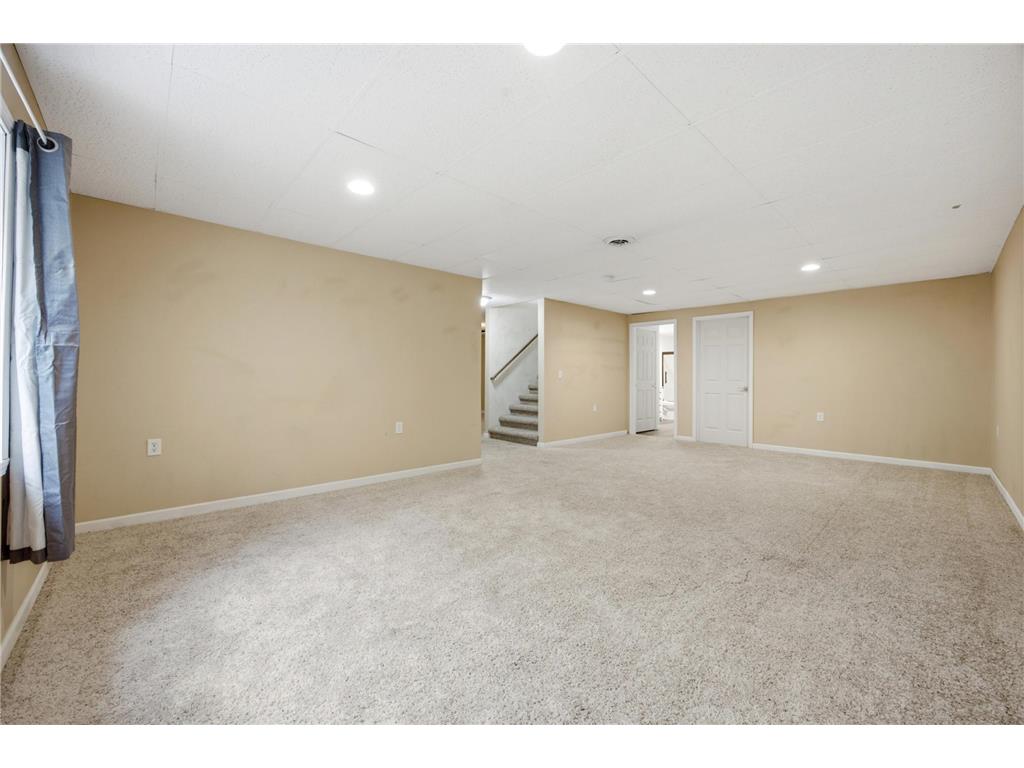 1026 OAK Street N Fargo ND 58102 7090637 image18