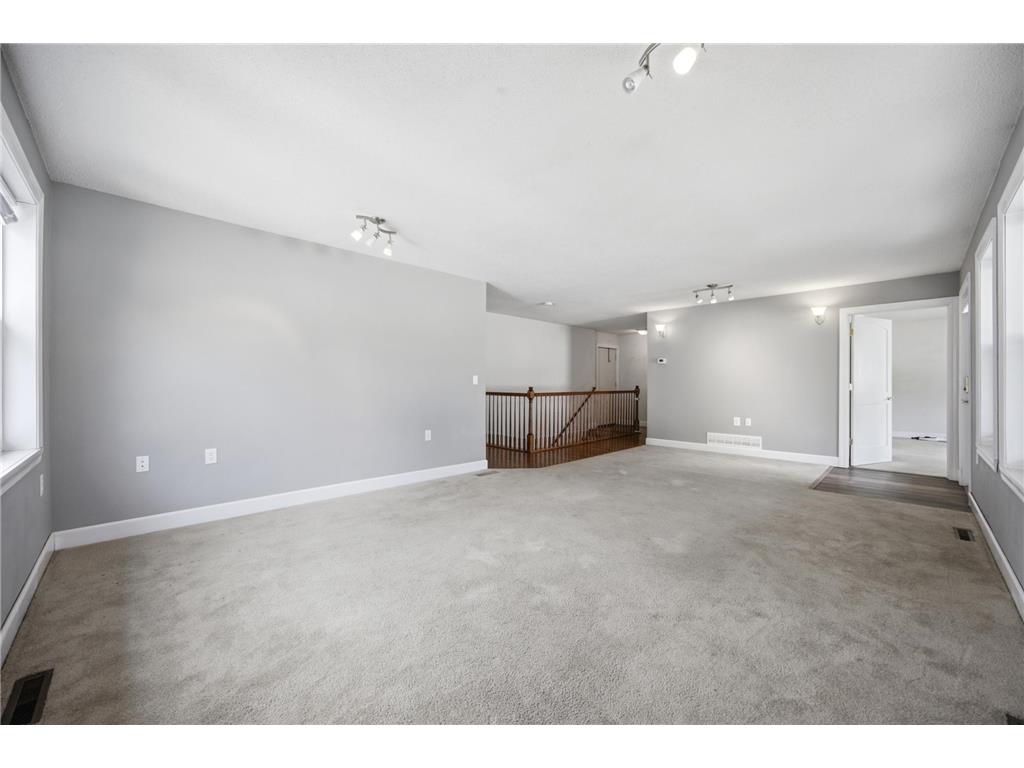 1026 OAK Street N Fargo ND 58102 7090637 image8