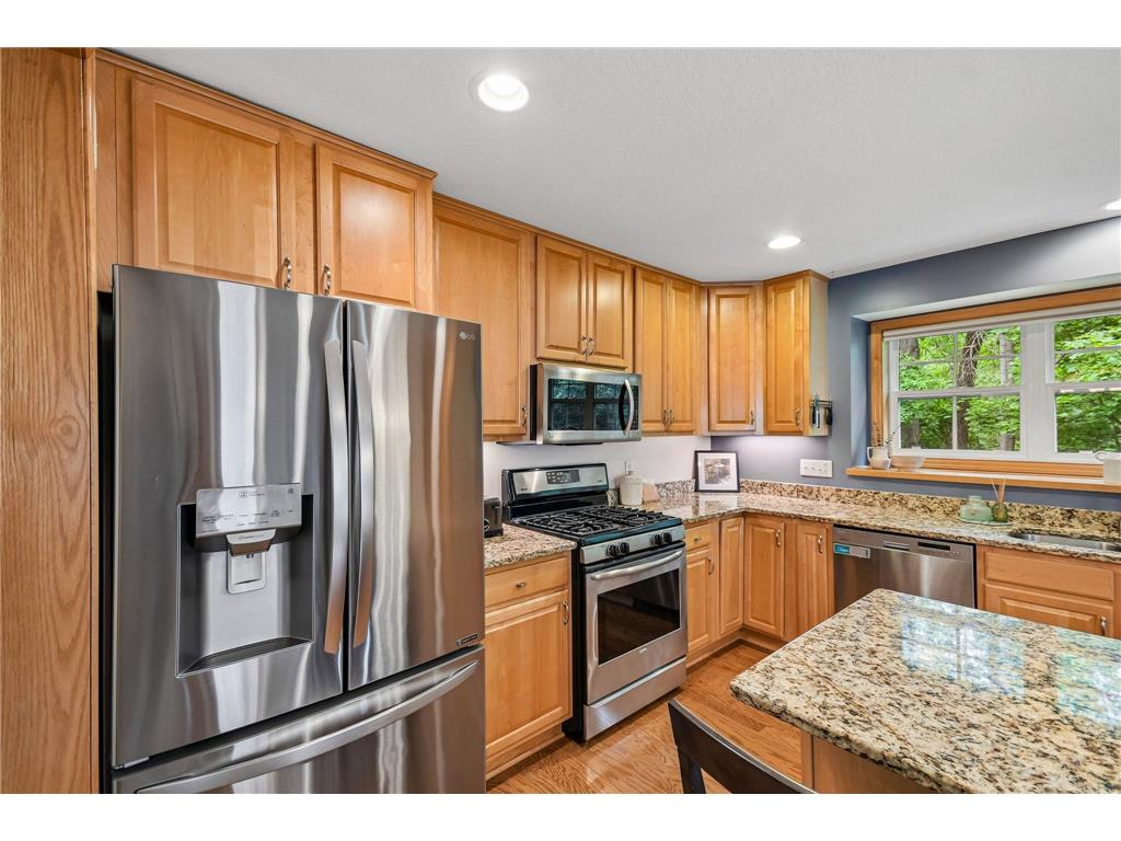 1026 Saint Johns Bay Woodbury MN 55129 7088407 image16