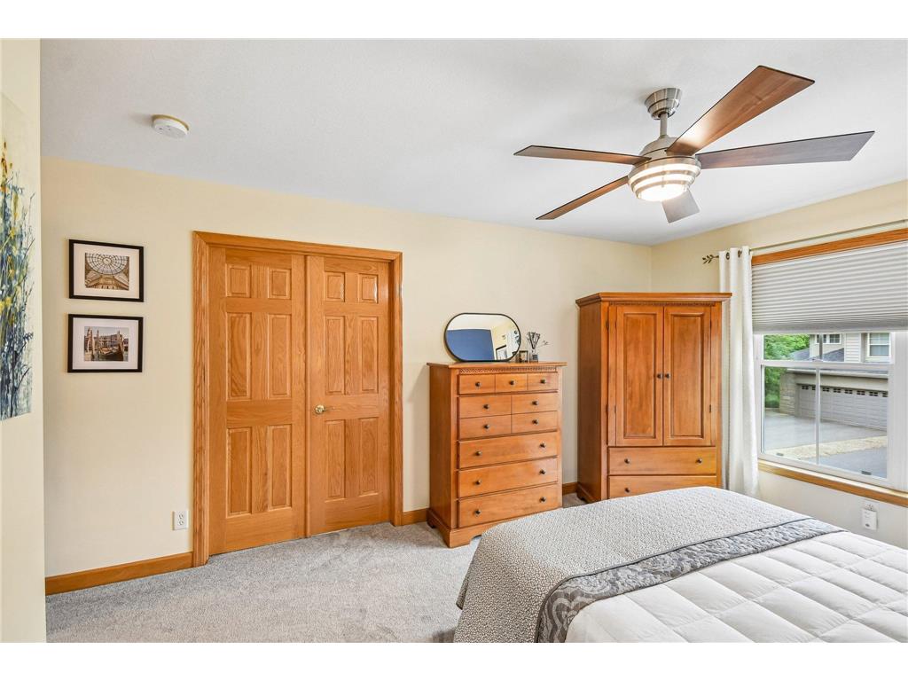 1026 Saint Johns Bay Woodbury MN 55129 7088407 image33