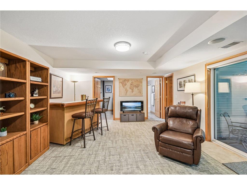 1026 Saint Johns Bay Woodbury MN 55129 7088407 image43