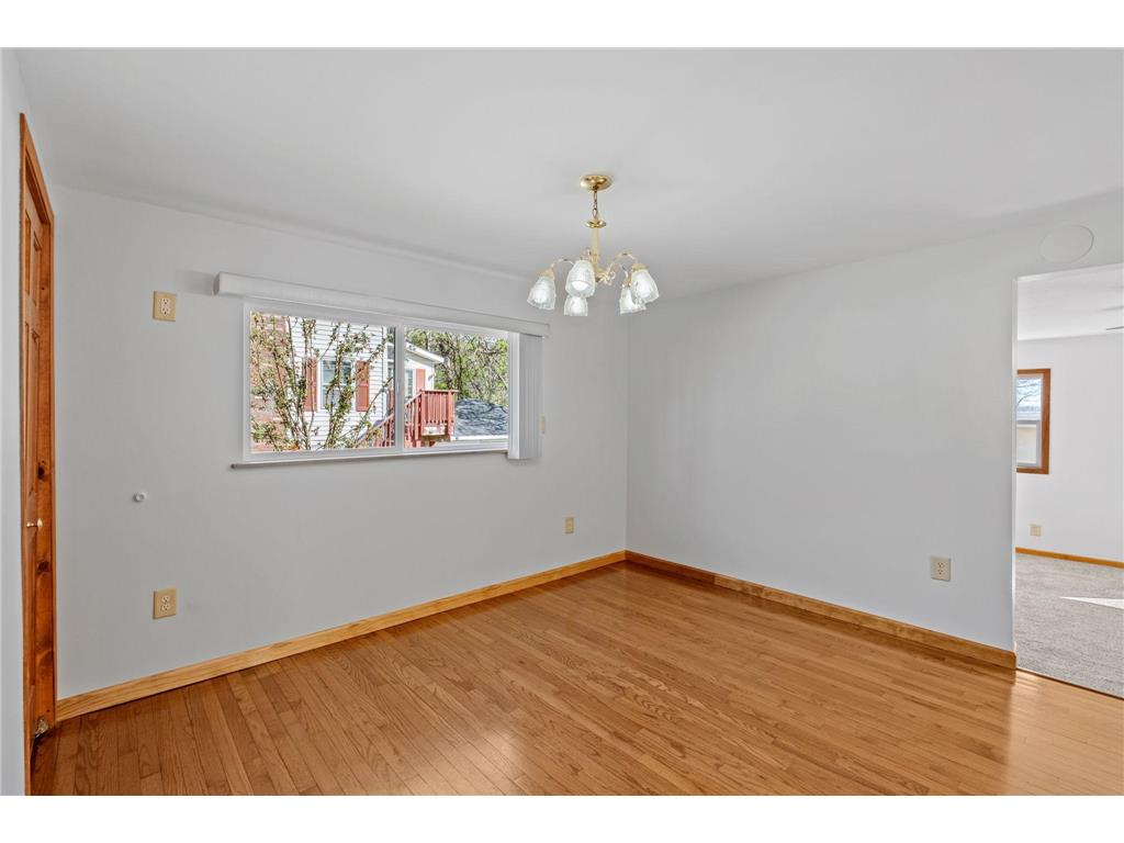 1026 Summit Avenue South Saint Paul MN 55075 7063169 image12