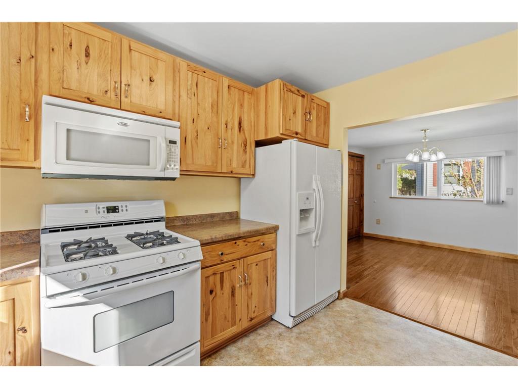 1026 Summit Avenue South Saint Paul MN 55075 7063169 image16