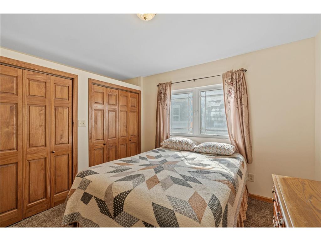 1026 Summit Avenue South Saint Paul MN 55075 7063169 image22