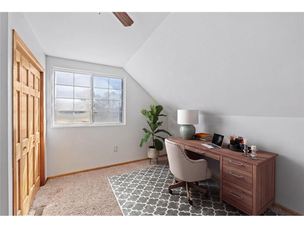 1026 Summit Avenue South Saint Paul MN 55075 7063169 image24