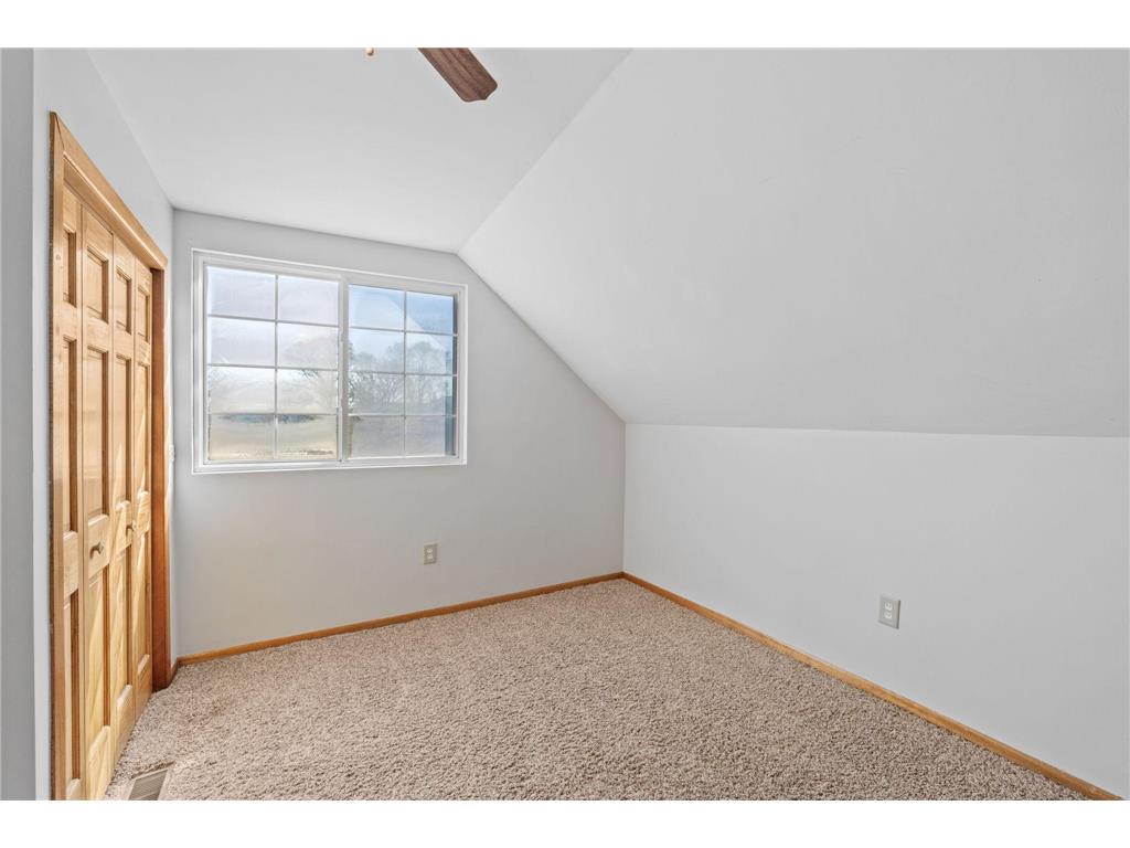 1026 Summit Avenue South Saint Paul MN 55075 7063169 image26