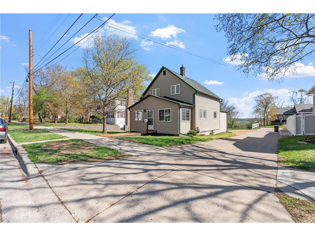 1026 Summit Avenue South Saint Paul MN 55075 7063169 image6