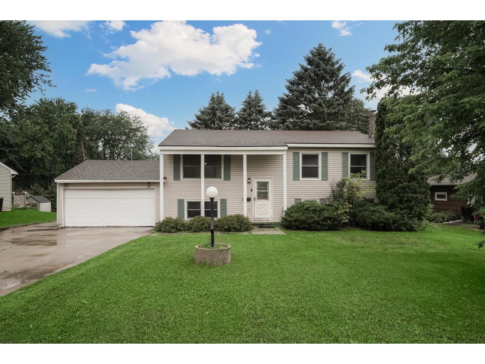 1026 Valley View Road, Faribault, MN, 55021 MLS 7125739 Edina Realty