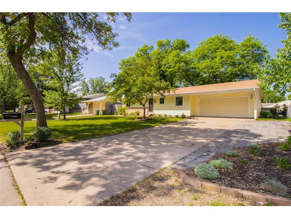 10262 Quinn Street NW Coon Rapids MN 55433 6354263 image1