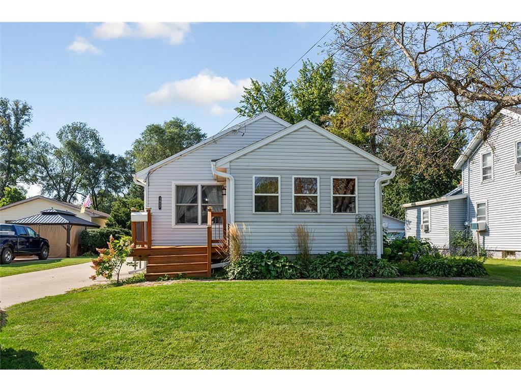 1027 6th Street NW Faribault MN 55021 6593359 image1