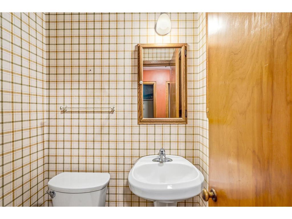 1027 Cedar Avenue Albert Lea MN 56007 7006332 image20