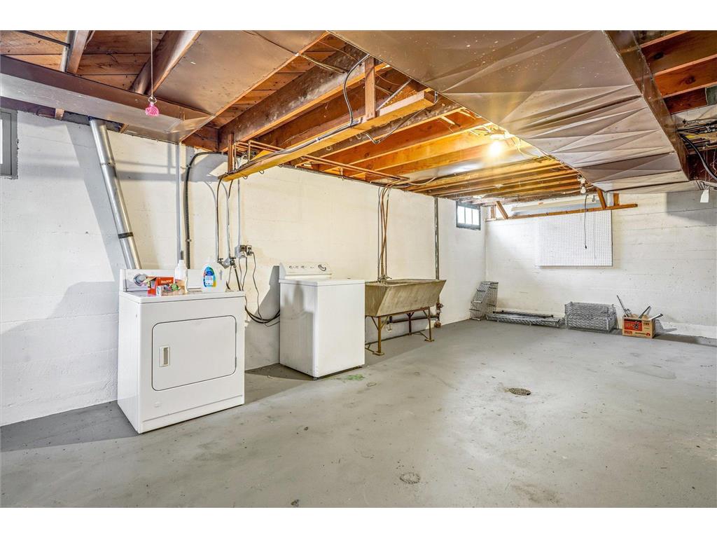1027 Cedar Avenue Albert Lea MN 56007 7006332 image38