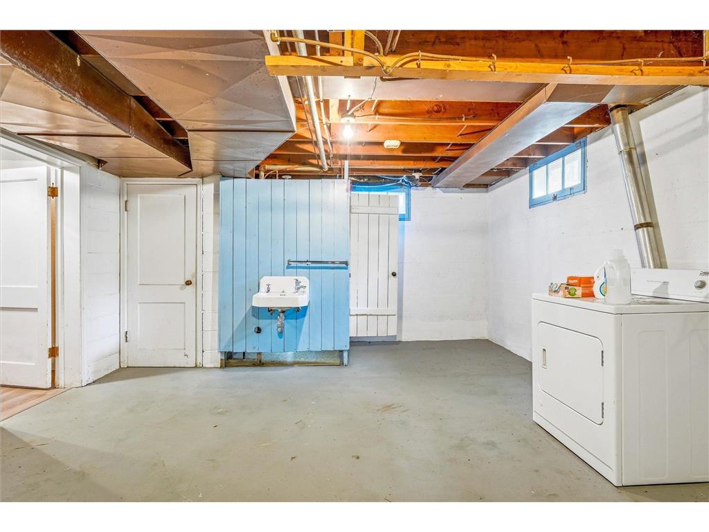 1027 Cedar Avenue Albert Lea MN 56007 7006332 image39